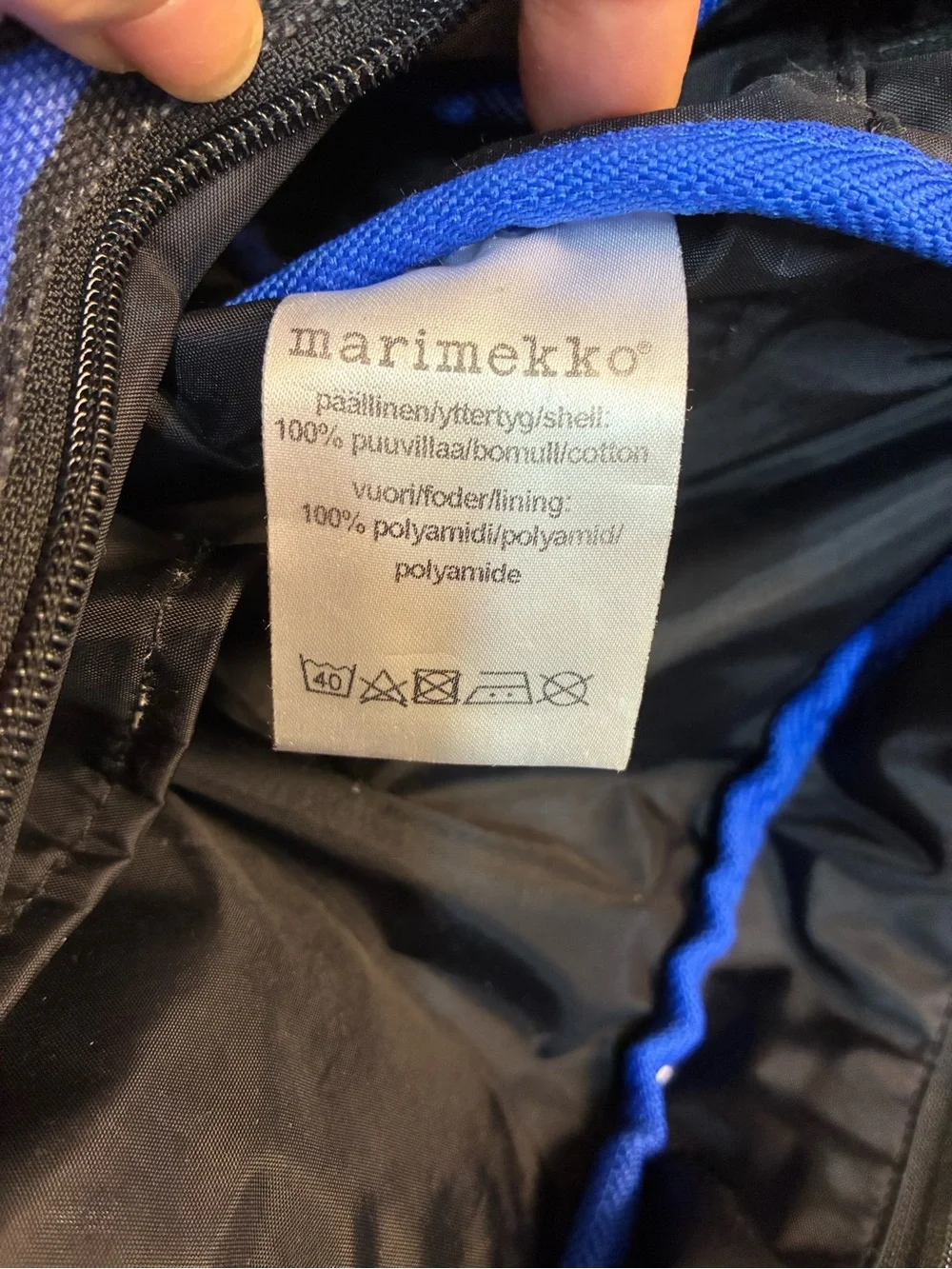 Marimekko Pisaroi Navy Raindrop Print Cosmetic Bag